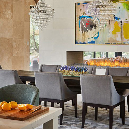 Colorful Dining Room And ORanges On The Table