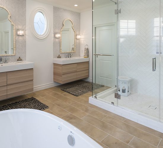 A Bathroom With Two Sinks